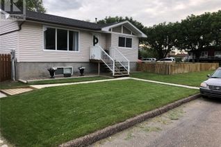 Bungalow for Sale, 407 4th Street E, Shaunavon, SK