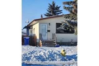 Bungalow for Sale, 5630 52 St, Wetaskiwin, AB