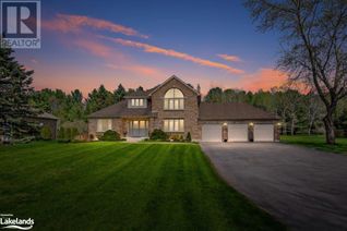 Detached House for Sale, 21 Pineview Trail, Essa, ON