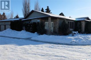 House for Sale, 402 Emerald Crescent, Saskatoon, SK