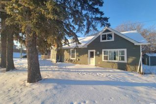 Bungalow for Sale, 1002 12 Av, Cold Lake, AB