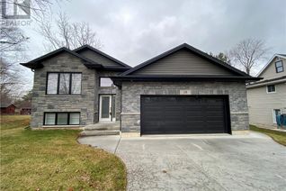 Bungalow for Rent, 18 Palace Street, Forest, ON