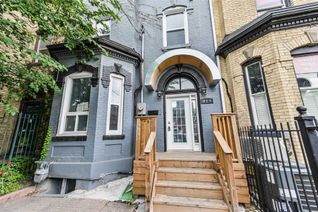 Freehold Townhouse for Sale, 414 Dundas St E, Toronto, ON