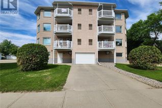 Property for Sale, 202 11 Coteau Avenue W, Weyburn, SK