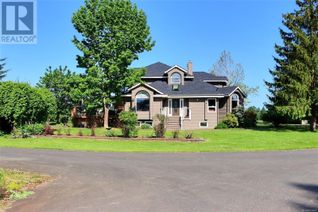 Property for Sale, 3754 Dove Creek Rd, Courtenay, BC Property for Sale, 3754 Dove Creek Rd, Courtenay, BC