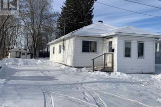 House for Sale, 33 Marquette Cres, Kapuskasing, ON