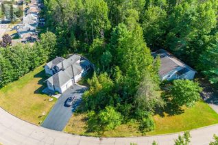Property for Sale, 200 Thomas Street, Deep River, ON Property for Sale, 200 Thomas Street, Deep River, ON