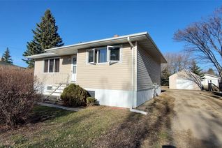 Bungalow for Sale, 911 Qu'Appelle Street, Grenfell, SK