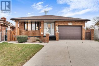 Sidesplit for Sale, 3078 Fazio, Windsor, ON Sidesplit for Sale, 3078 Fazio, Windsor, ON