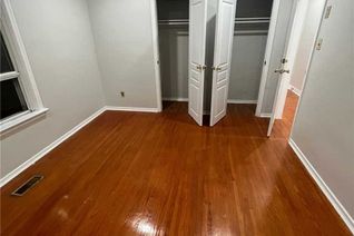 Bungalow for Rent, 484 Pinegrove Rd #(Main), Oakville, ON Bungalow for Rent, 484 Pinegrove Rd #(Main), Oakville, ON