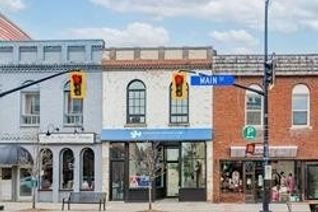 Freehold Townhouse for Rent, 205 Main St #2, Newmarket, ON