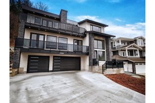 Property for Sale, 11080 Carmichael Street, Maple Ridge, BC