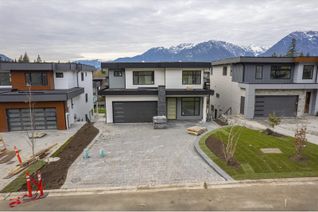 House for Sale, 3385 Mamquam Road #3, Squamish, BC