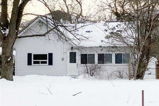 Bungalow for Rent, 152 Olde Bayview Ave, Richmond Hill, ON Bungalow for Rent, 152 Olde Bayview Ave, Richmond Hill, ON