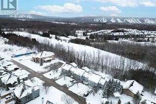Property for Sale, 162 Vacation Inn Drive, Collingwood, ON Property for Sale, 162 Vacation Inn Drive, Collingwood, ON