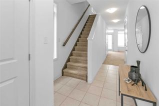 Townhouse for Sale, 30 Times Square Blvd #237, Hamilton, ON
