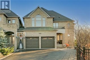 Freehold Townhouse for Sale, 3126 Cardross Court, Oakville, ON