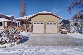 Property for Sale, 16 Westrose Avenue, Claresholm, AB Property for Sale, 16 Westrose Avenue, Claresholm, AB