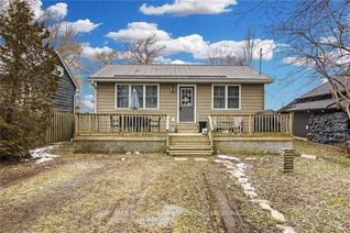 Bungalow for Sale, 979 Lakeshore Rd, Haldimand, ON