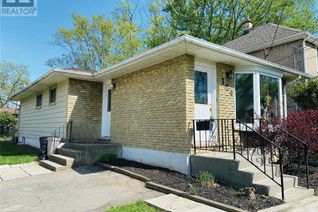 Detached House for Sale, 124 Oakland Avenue, Welland, ON