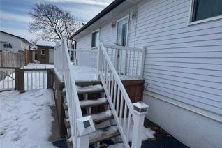 Backsplit for Rent, 7 Belleau (Upper-Back) St, Hamilton, ON Backsplit for Rent, 7 Belleau (Upper-Back) St, Hamilton, ON