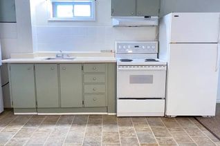Backsplit for Rent, 15 College Cres #A, Barrie, ON Backsplit for Rent, 15 College Cres #A, Barrie, ON