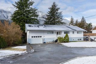 Detached House for Sale, 41935 Birken Road, Squamish, BC