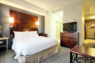 Apartment for Sale, 285 Steamship Bay Rd #220, Gravenhurst, ON