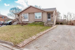 Semi-Detached House for Sale, 19 Cecelia Crt, St. Catharines, ON