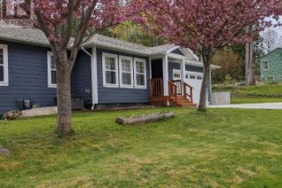 House for Sale, 5807 Marlatt Ave, Powell River, BC