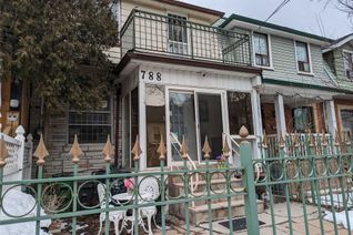 Freehold Townhouse for Sale, 788 Adelaide St W, Toronto, ON