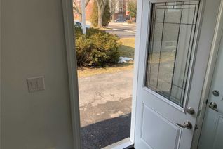 Bungalow for Rent, 8 Ronaldshay Ave, Hamilton, ON Bungalow for Rent, 8 Ronaldshay Ave, Hamilton, ON
