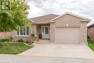 Bungalow for Sale, 3908 Primrose Lane, Vineland, ON