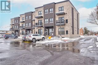 Condo for Sale, 600 Victoria Street South Street Unit# 15, Kitchener, ON