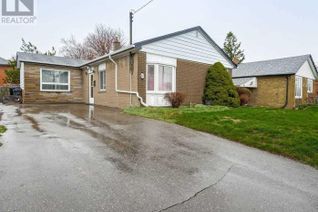 Sidesplit for Rent, 82 Pandora Circ, Toronto, ON Sidesplit for Rent, 82 Pandora Circ, Toronto, ON