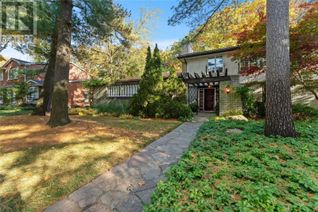 Sidesplit for Sale, 32 Woodside Dr, Hamilton, ON Sidesplit for Sale, 32 Woodside Dr, Hamilton, ON