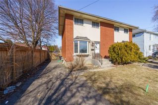 Semi-Detached House for Sale, 261a Scott Street, St. Catharines, ON