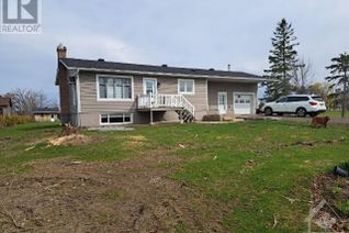 Bungalow for Sale, 9360 County Rd 17 Road, Rockland, ON