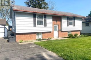 Bungalow for Sale, 5 York Street, Aylmer, ON