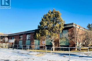 Office for Sale, 5202 5 Street E, Claresholm, AB