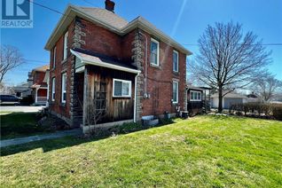Semi-Detached House for Sale, 318 Clarence Street, Port Colborne, ON