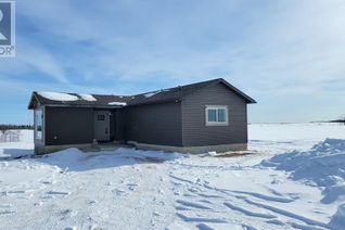 Bungalow for Sale, 90051 712 Township #5, Rural Grande Prairie No. 1, County of, AB