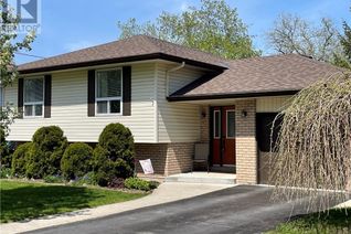 Bungalow for Sale, 82 West Mary Street, Picton, ON