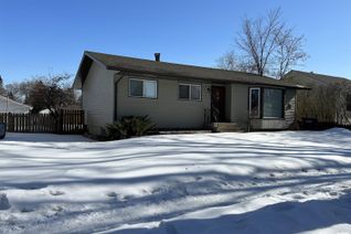 Bungalow for Sale, 5135 53 St, Redwater, AB