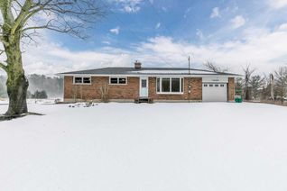 Detached House for Sale, 20462 Yonge St, East Gwillimbury, ON