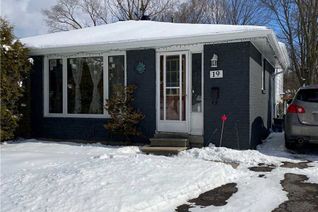 Backsplit for Sale, 19 Burbank Pl, Barrie, ON Backsplit for Sale, 19 Burbank Pl, Barrie, ON