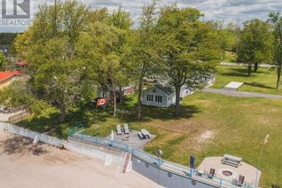 Detached House for Sale, 12281 Lakeshore Road, Wainfleet, ON