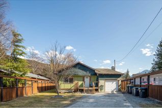 Detached House for Sale, 23 Bracken Parkway, Squamish, BC