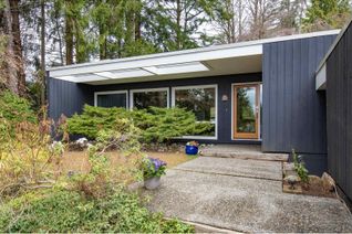 Bungalow for Sale, 1054 Prospect Avenue, North Vancouver, BC