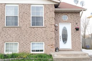 Semi-Detached House for Sale, 34 Woodland Drive, Welland, ON